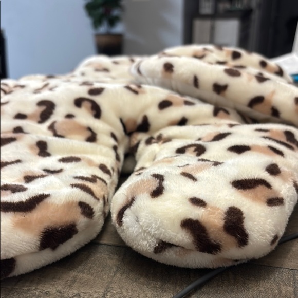 White and Brown Sleep Sacks for Cozy Comfort - Picture 10 of 10